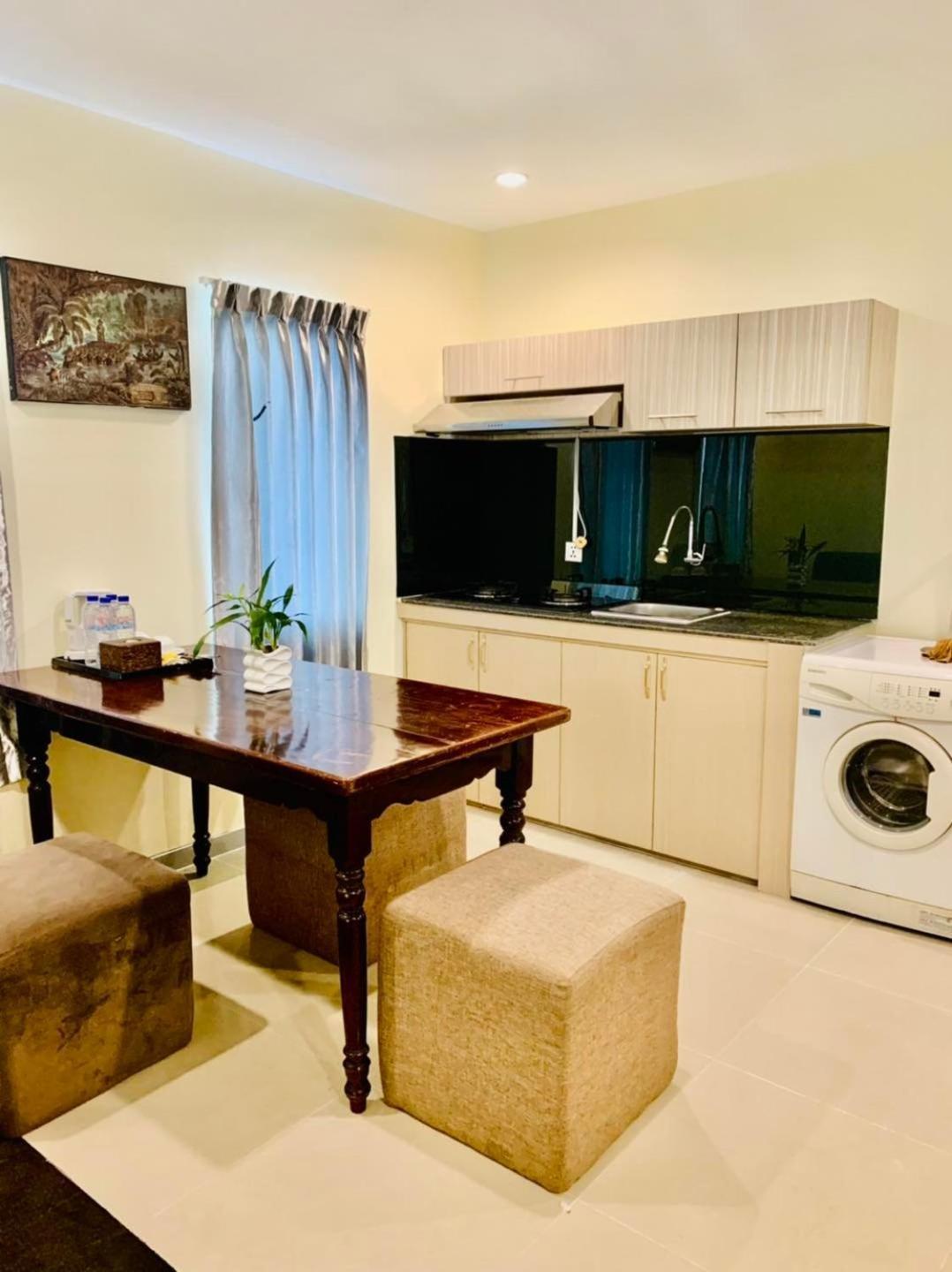 White Residence Hotel & Apartment Phnom Penh Dış mekan fotoğraf