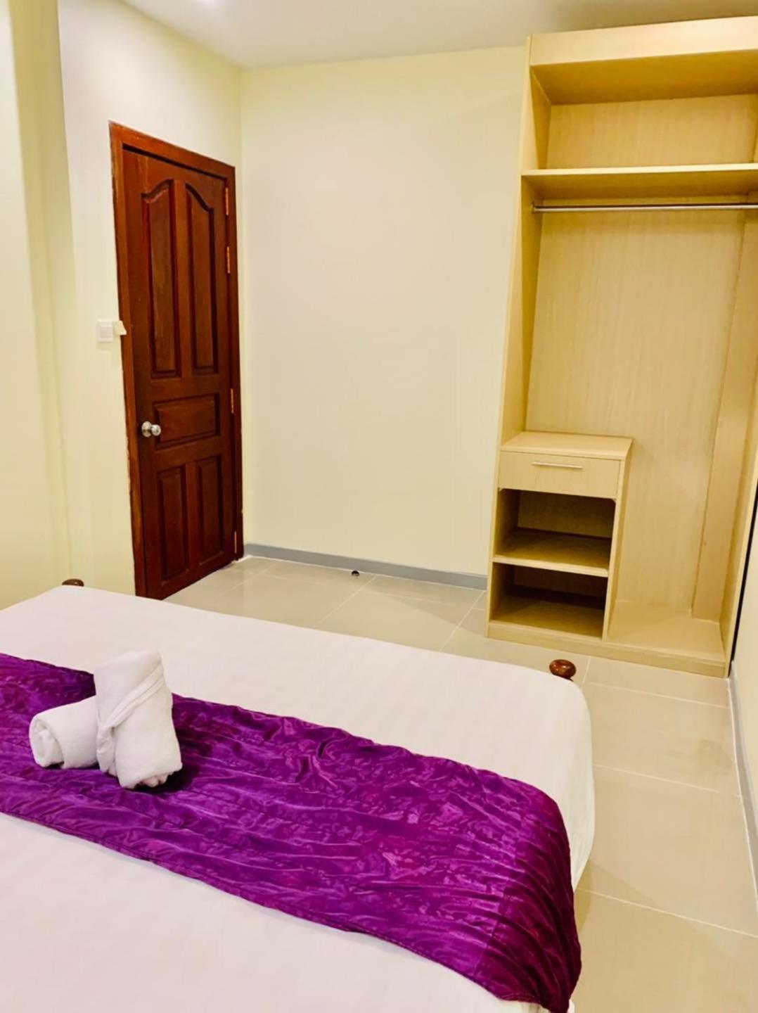 White Residence Hotel & Apartment Phnom Penh Dış mekan fotoğraf