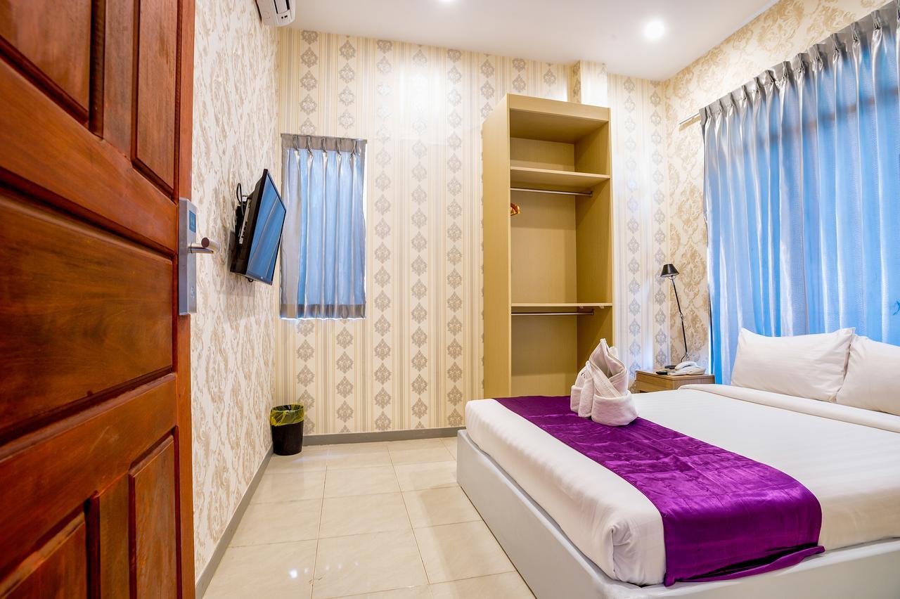 White Residence Hotel & Apartment Phnom Penh Dış mekan fotoğraf